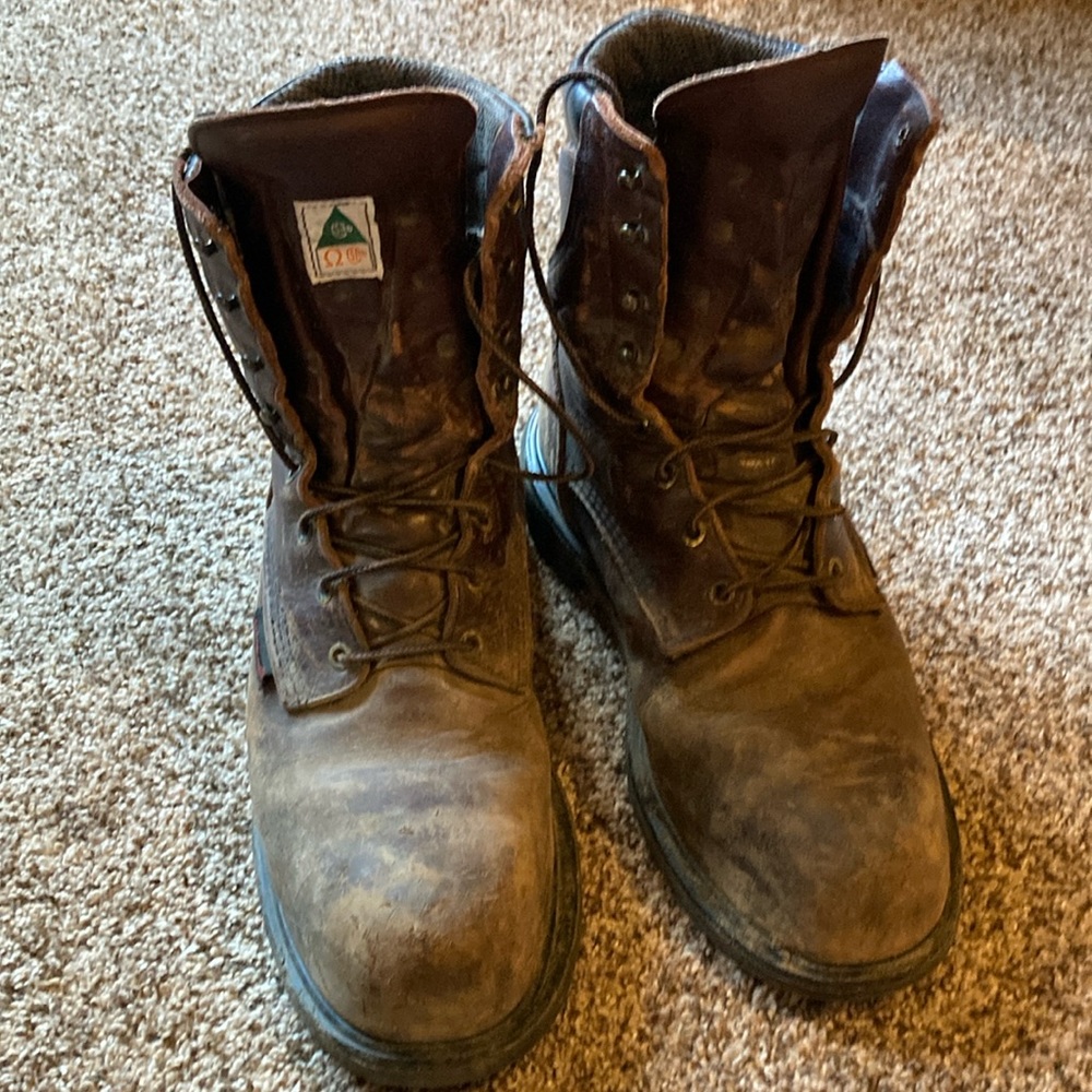 Men’s redwing boots
